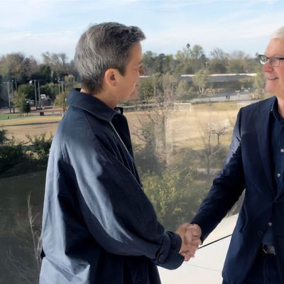 margrethe vestager and tim cook