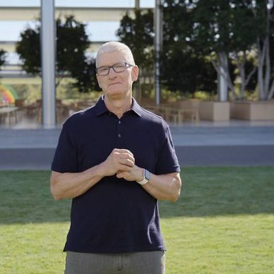 tim cook 2022 iphone 14